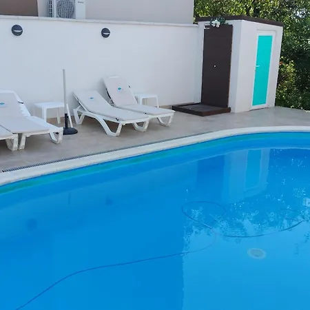 Feriehus Tiny Village Mamaia Nord - House 4 *